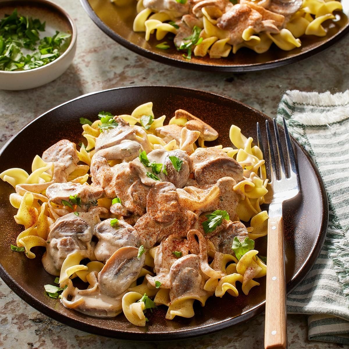 Minute Meatless Mushroom Stroganoff for Easy Weeknights